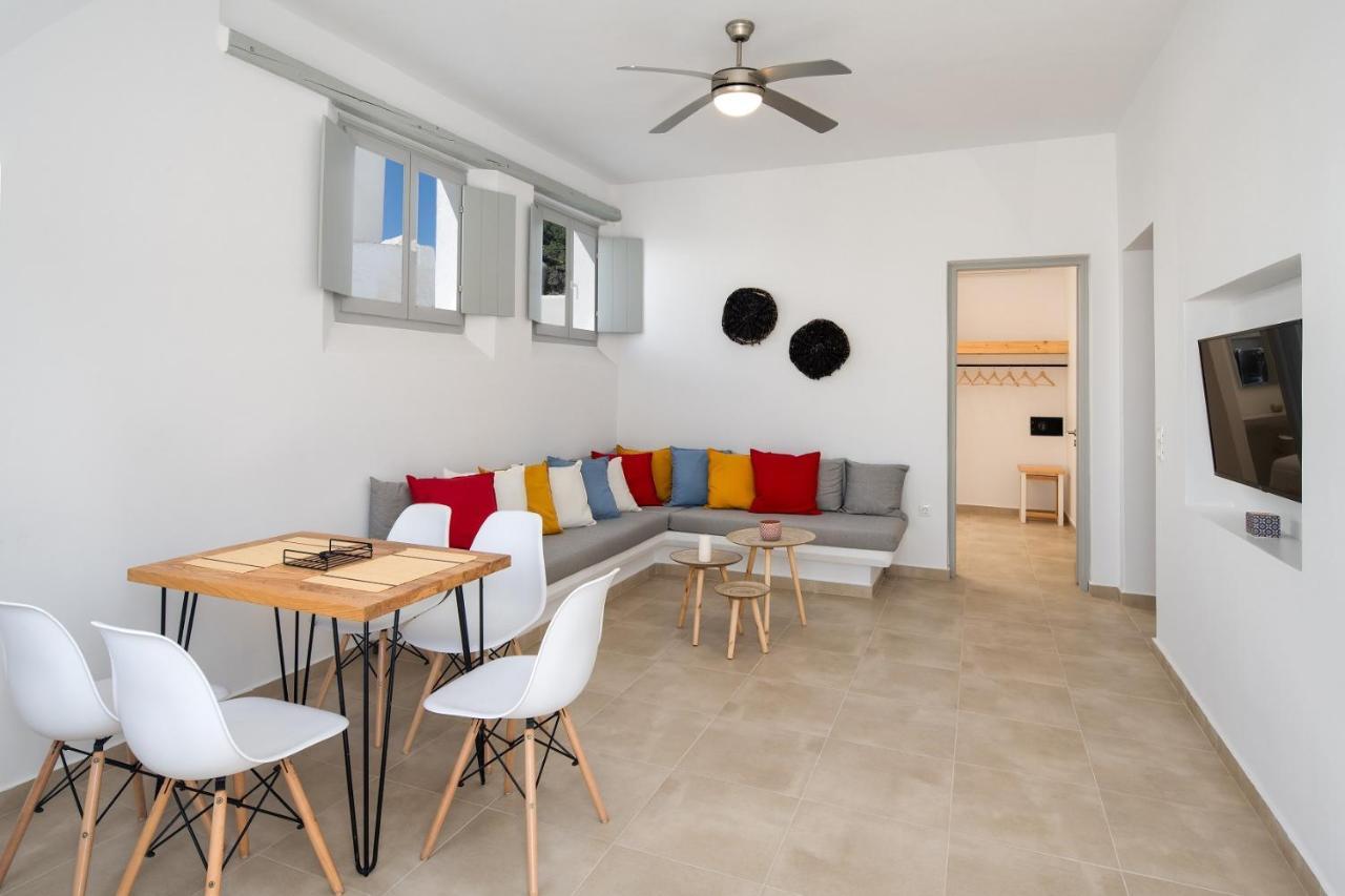 Astivi Santorini Apartments Pyrgos Kallistis ภายนอก รูปภาพ